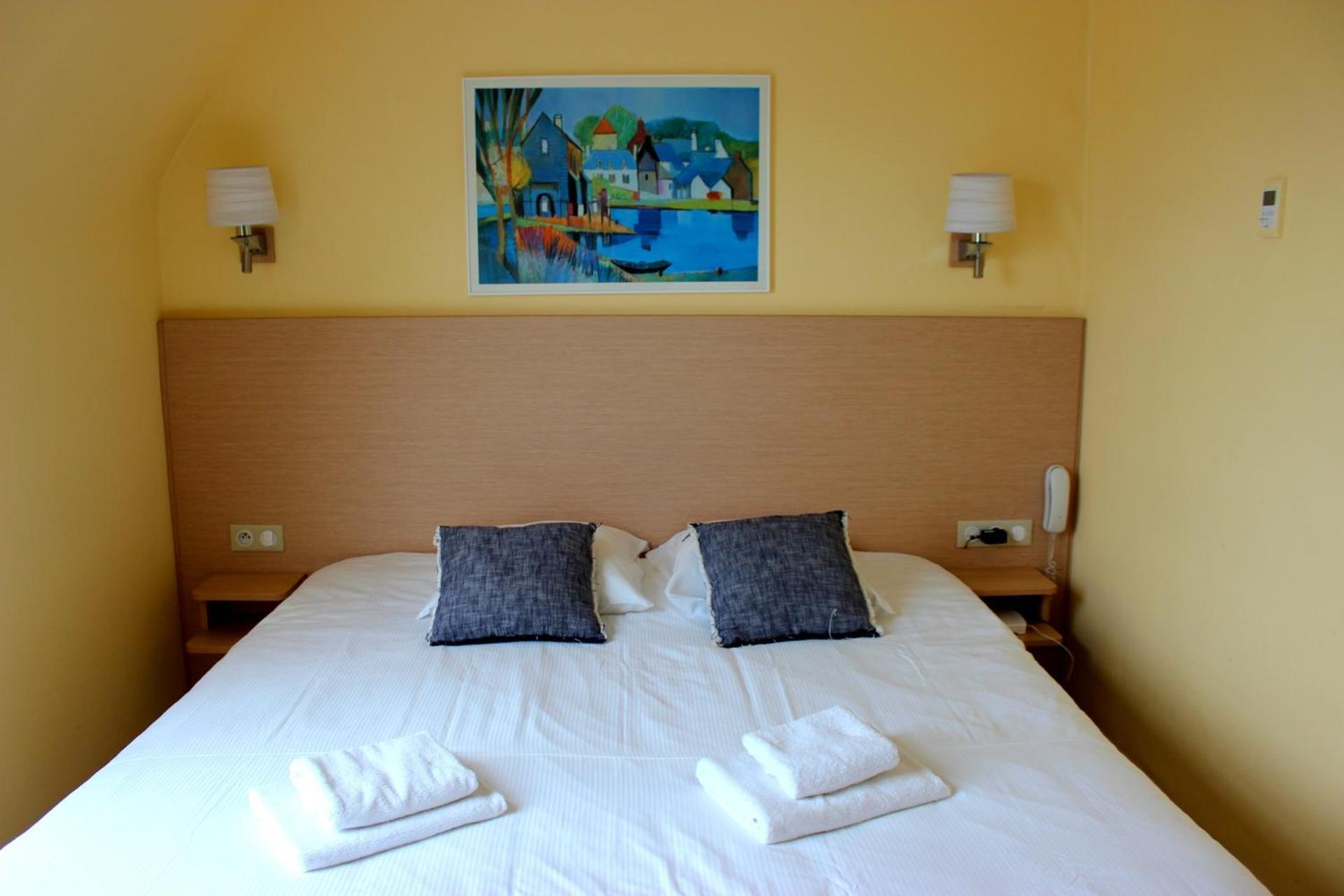 Breiz Armor Hotel Pouldreuzic Quarto foto